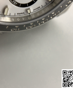 Rolex Cosmograph Daytona M126500LN-0001 VS Factory 4131 Movement Black Bezel 1735284157 Rolex Cosmograph Daytona M126500LN 0001 VS Factory 4131 Movement Black Bezel 3 768x768 1