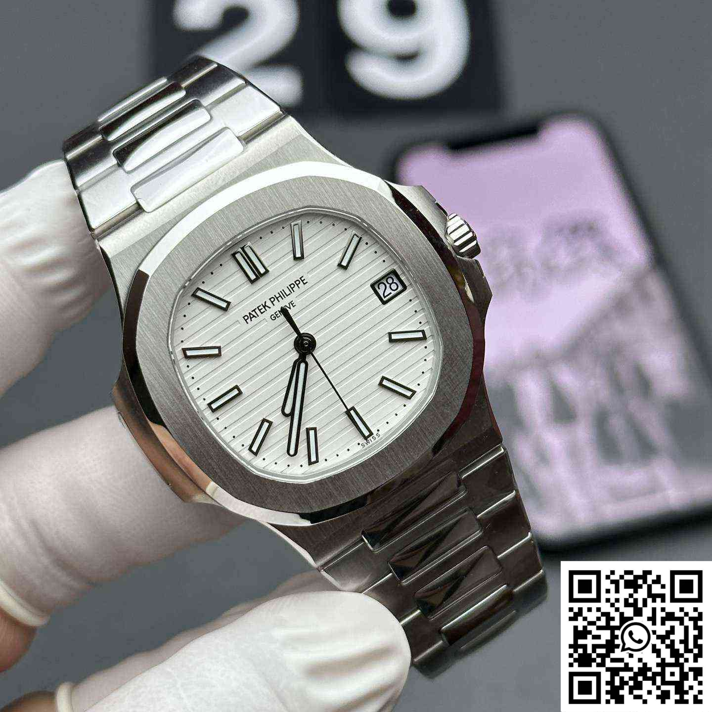 Patek Philippe Nautilus 5711 3K Factory White Dial Patek Philippe Nautilus 5711 3K Factory White Dial - Image 2