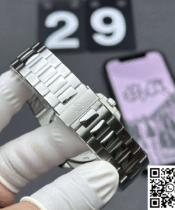 Patek Philippe Nautilus 5711 3K Factory White Dial 1735285058 Patek Philippe Nautilus 5711 3K Factory White Dial 3 768x768 4