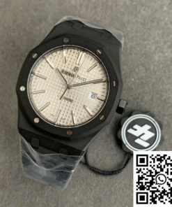 Alternative view of Audemars Piguet Royal Oak 15400 DLC Version ZF Factory White Dial