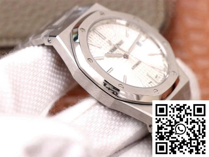 Audemars Piguet Royal Oak 15400ST.OO.1220ST.02 ZF Factory White Dial Audemars Piguet Royal Oak 15400ST.OO.1220ST.02 ZF Factory White Dial - Image 4
