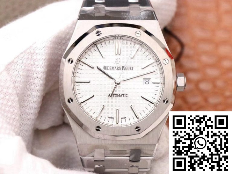 Audemars Piguet Royal Oak 15400ST.OO.1220ST.02 ZF Factory White Dial Audemars Piguet Royal Oak 15400ST.OO.1220ST.02 ZF Factory White Dial