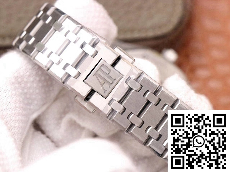 Audemars Piguet Royal Oak 15400ST.OO.1220ST.02 ZF Factory White Dial Audemars Piguet Royal Oak 15400ST.OO.1220ST.02 ZF Factory White Dial - Image 9