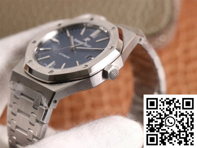 Audemars Piguet Royal Oak 15500ST.OO.1220ST.01 ZF Factory Blue Dial Audemars Piguet Royal Oak 15500ST.OO.1220ST.01 ZF Factory Blue Dial - Image 3
