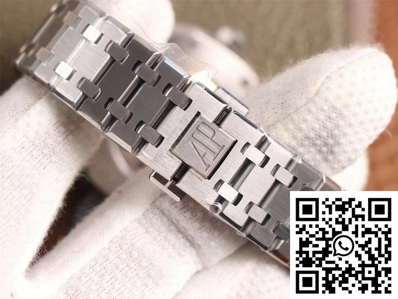 Audemars Piguet Royal Oak 15500ST.OO.1220ST.01 ZF Factory Blue Dial Audemars Piguet Royal Oak 15500ST.OO.1220ST.01 ZF Factory Blue Dial - Image 9