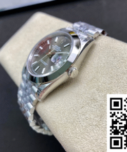 Rolex20Datejust20M126300 000820VS20Factory20Gray20Dial 1871 768x577 3