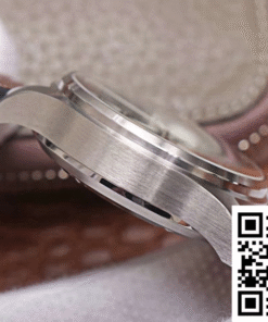 IWC Pilot Chronograph IW377726 green dial ZF Factory, side view